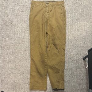 Men's Classic Tan Chinos